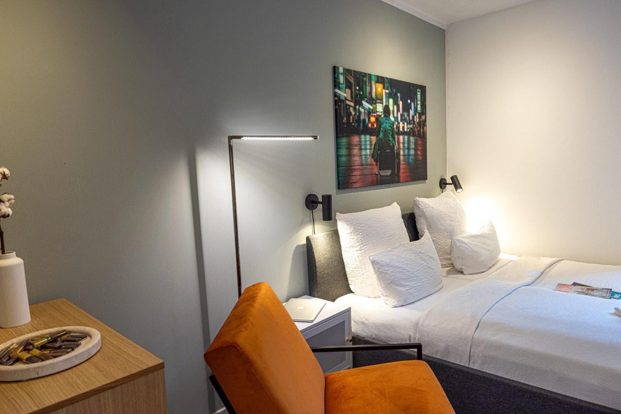 Have-A-Nice-Stay - Souterrain, Kino An Der Natur, U-Bahn Nach Hamburg 400M - Baecker & Restaurants 500M - Lidl 800M - Zentrum 1,5Km Ahrensburg Ngoại thất bức ảnh