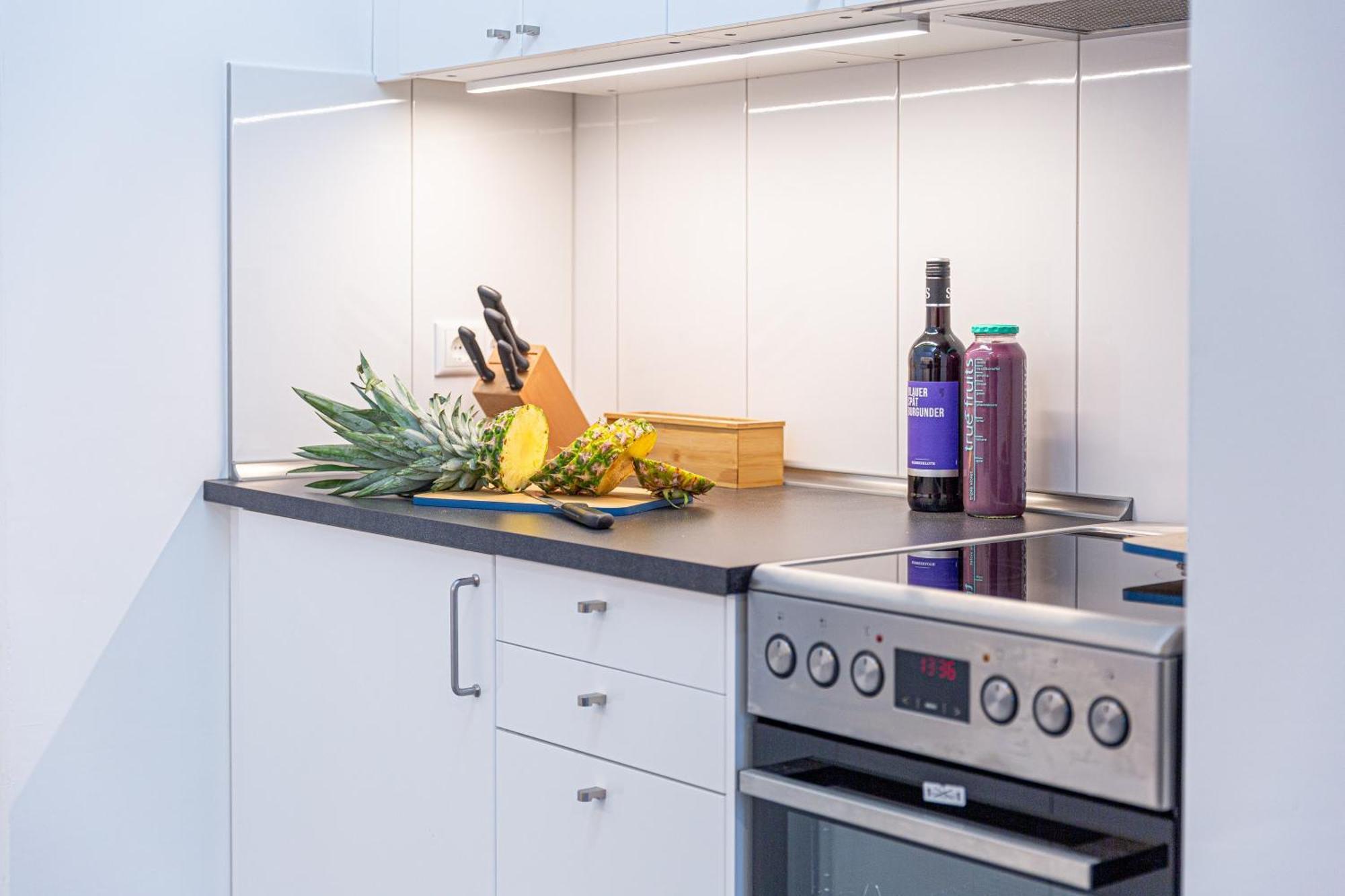 Have-A-Nice-Stay - Souterrain, Kino An Der Natur, U-Bahn Nach Hamburg 400M - Baecker & Restaurants 500M - Lidl 800M - Zentrum 1,5Km Ahrensburg Ngoại thất bức ảnh