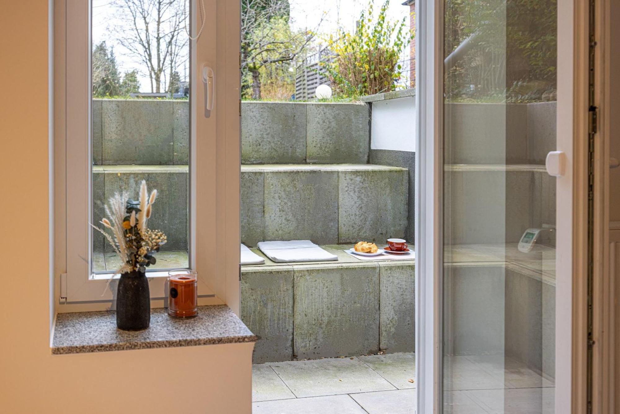 Have-A-Nice-Stay - Souterrain, Kino An Der Natur, U-Bahn Nach Hamburg 400M - Baecker & Restaurants 500M - Lidl 800M - Zentrum 1,5Km Ahrensburg Ngoại thất bức ảnh