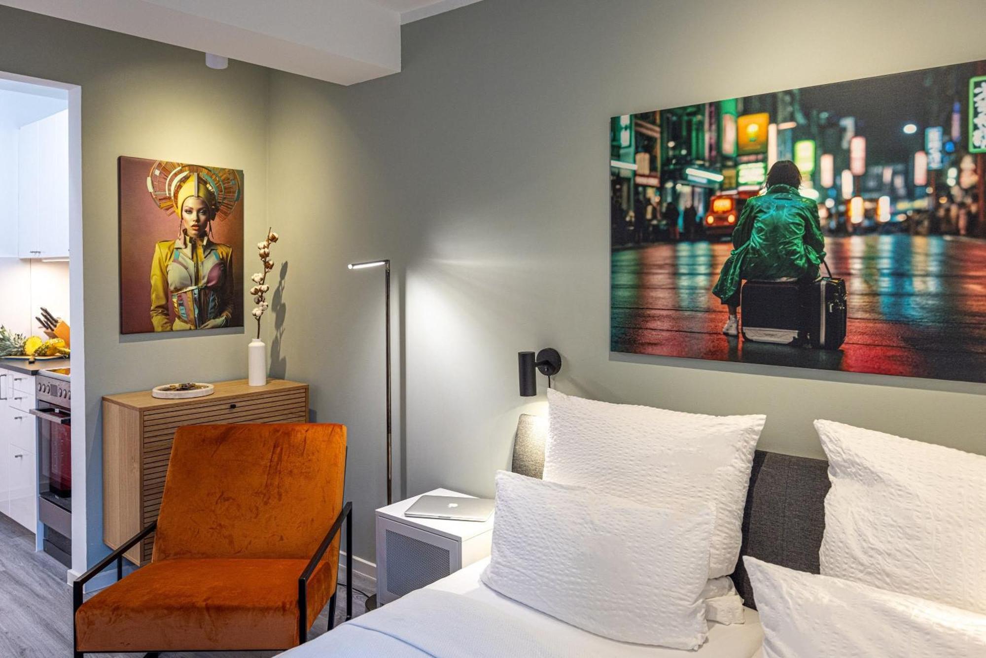 Have-A-Nice-Stay - Souterrain, Kino An Der Natur, U-Bahn Nach Hamburg 400M - Baecker & Restaurants 500M - Lidl 800M - Zentrum 1,5Km Ahrensburg Ngoại thất bức ảnh