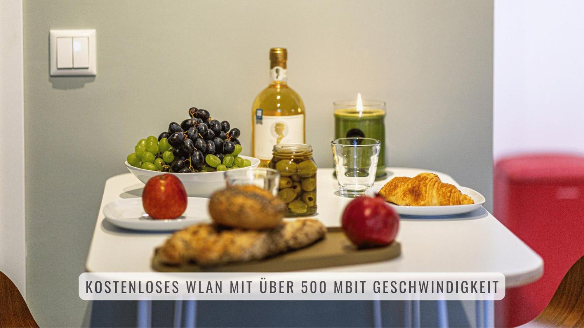 Have-A-Nice-Stay - Souterrain, Kino An Der Natur, U-Bahn Nach Hamburg 400M - Baecker & Restaurants 500M - Lidl 800M - Zentrum 1,5Km Ahrensburg Ngoại thất bức ảnh